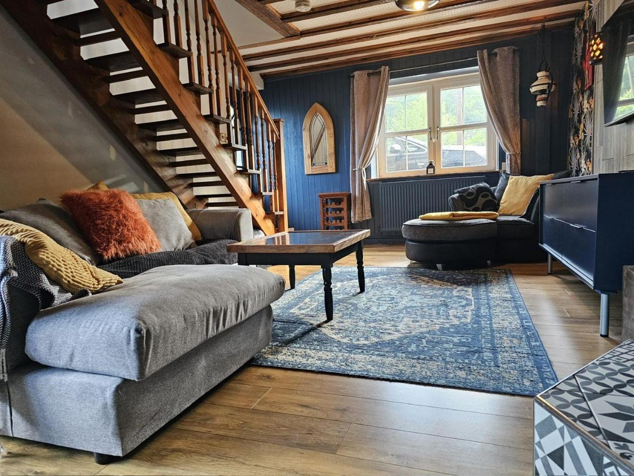 The Cottage Govilon エクステリア 写真