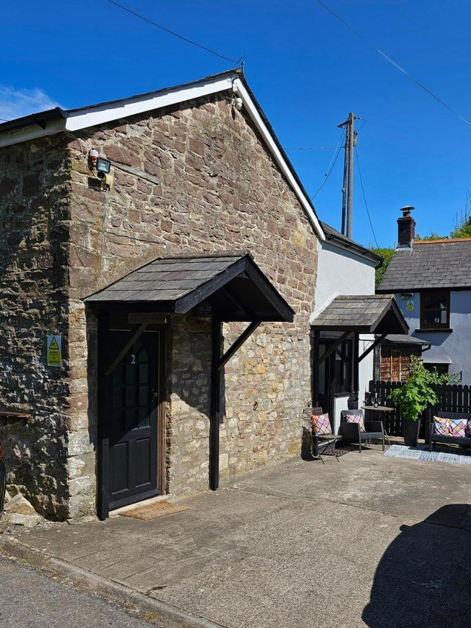 The Cottage Govilon エクステリア 写真